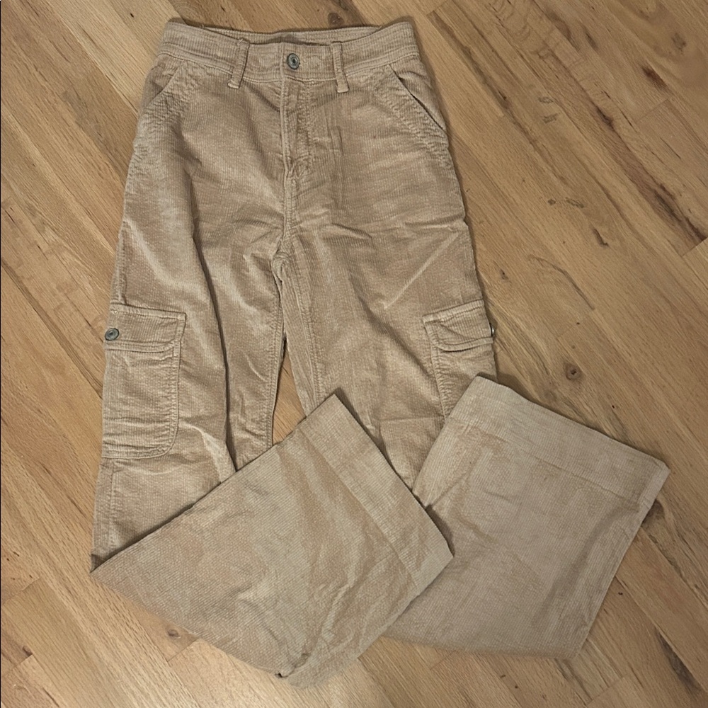 American Eagle Khaki Cargo Pants